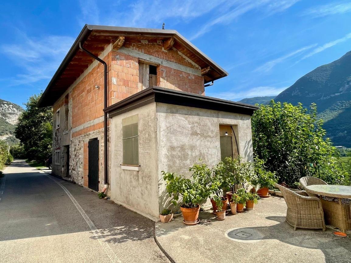 Property in Rivoli Veronese — 5
