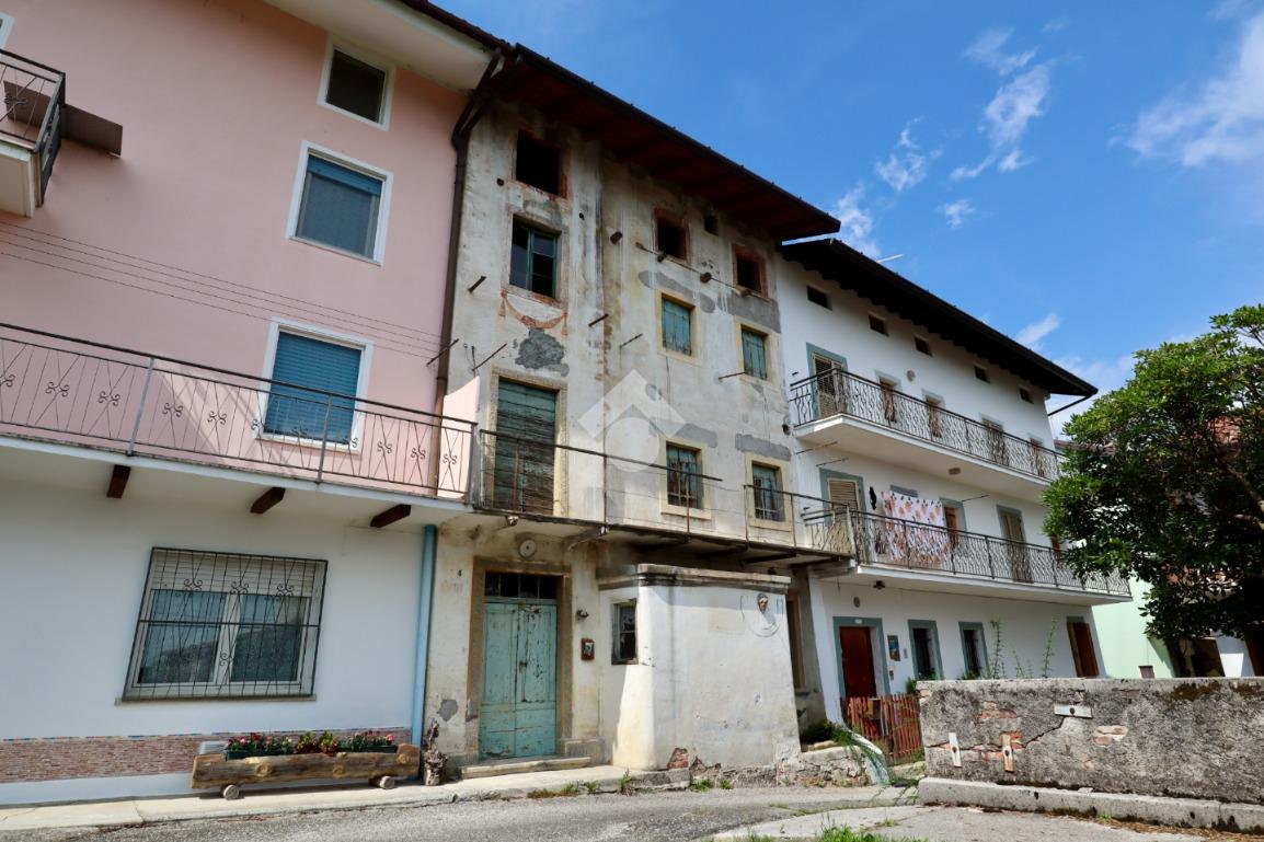 Property in Tarcento — 5