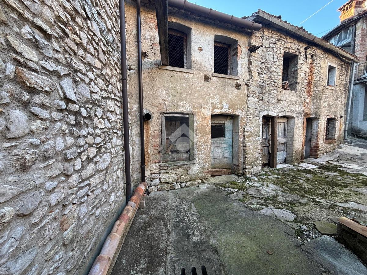Property in Revine Lago — 1