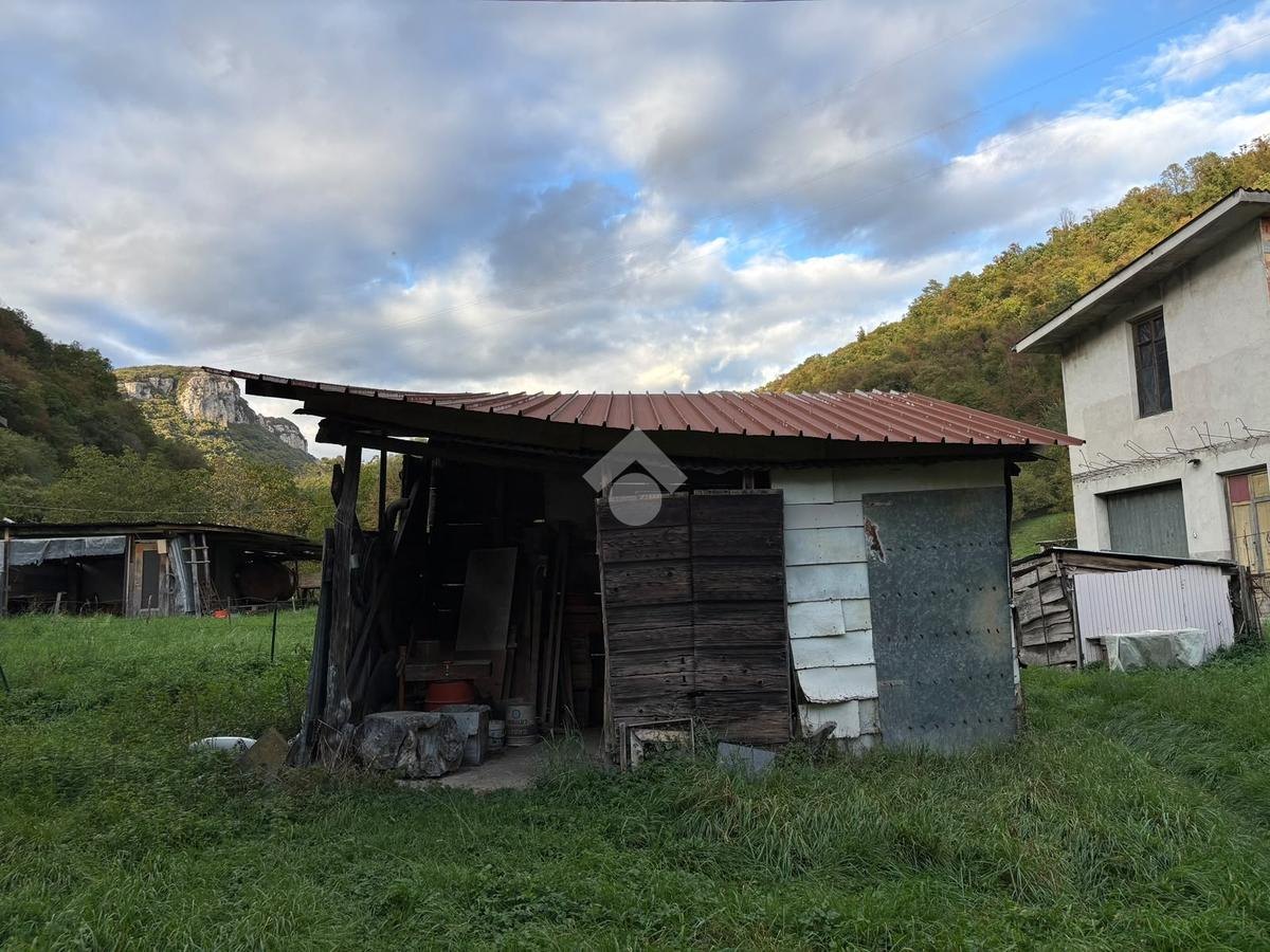 Property in Grezzana — 3
