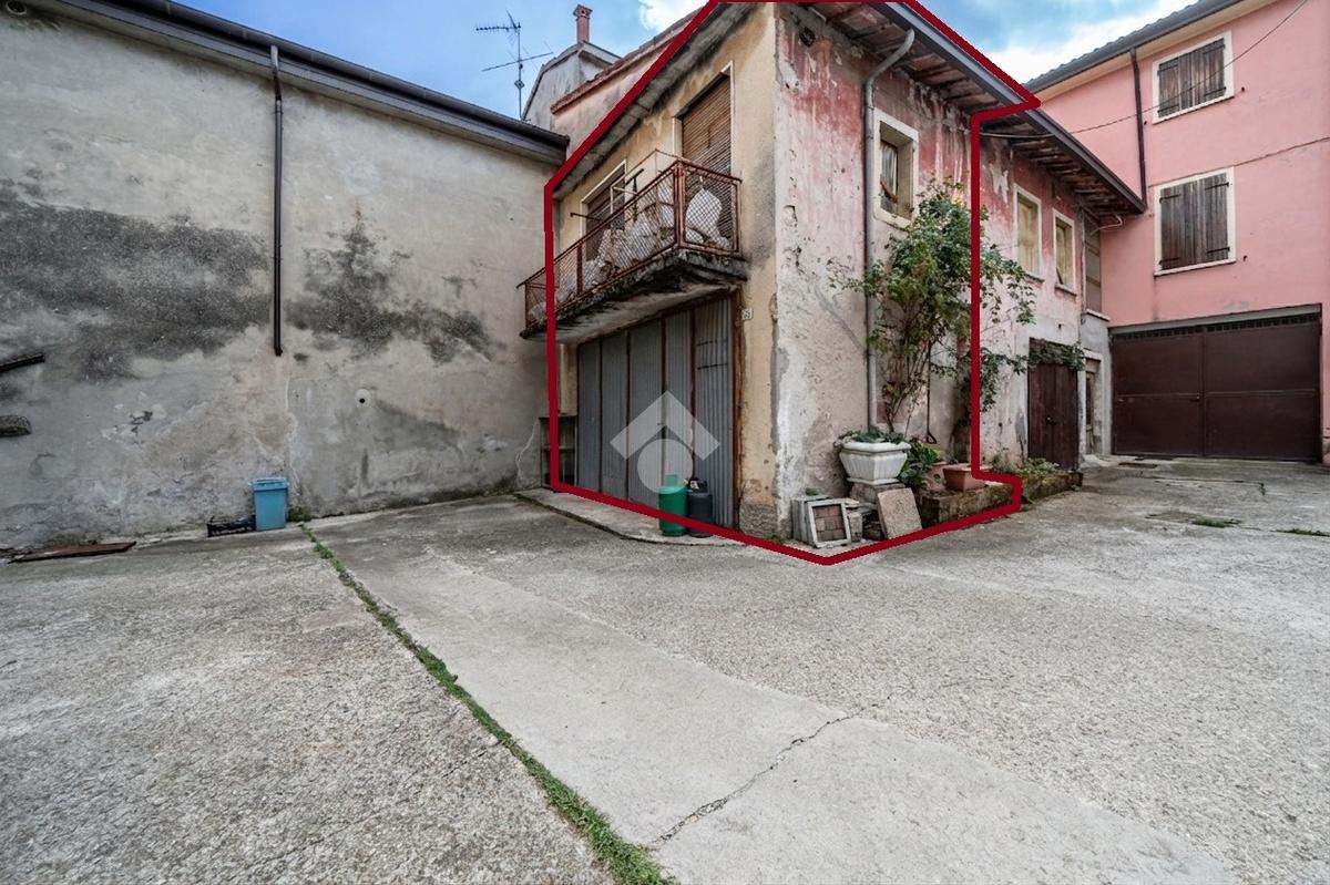 Property in Montecchia Di Crosara — 5